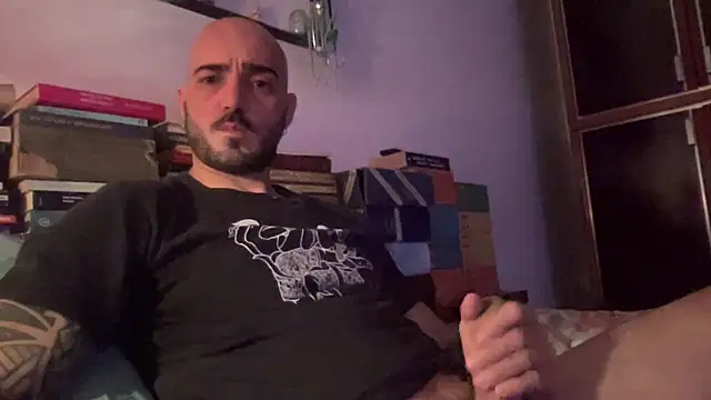 Snapshot of alessandromori91 chatting on 05-05-26, 09:12 alessandromori91 online show from 05-05-26, 09:12