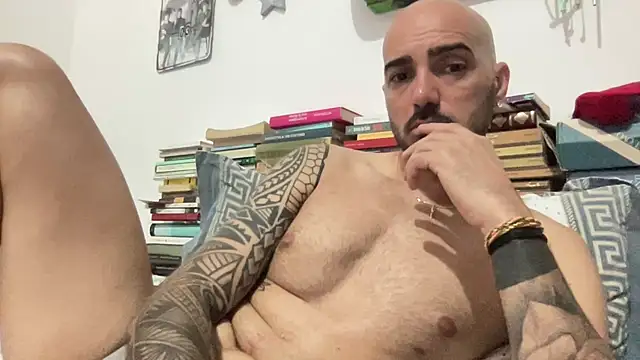 Snapshot of alessandromori91 chatting on 05-24-26, 10:37 alessandromori91 online show from 05-24-26, 10:37