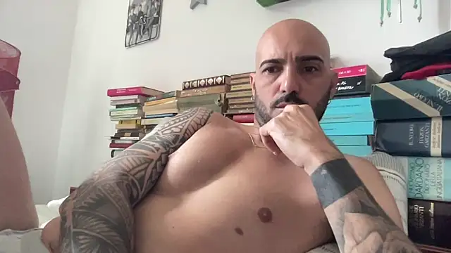 Snapshot of alessandromori91 chatting on 06-05-26, 07:36 alessandromori91 online show from 06-05-26, 07:36