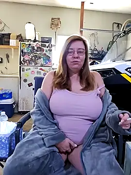 MsShelby40 online show from 12-14-24, 04:09