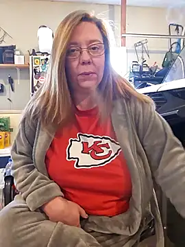 MsShelby40 online show from 01-26-25, 06:16