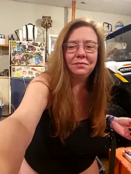 MsShelby40 online show from 11-29-25, 12:02