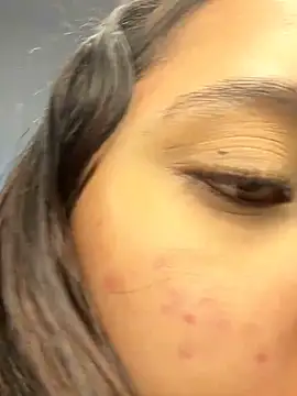 MollySanders    online show from 01-04-25, 12:27