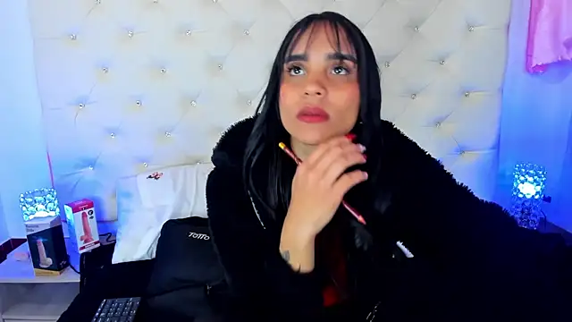 Snapshot of sophie_pariss chatting on 02-22-25, 04:18 sophie pariss online show from 02-22-25, 04:18