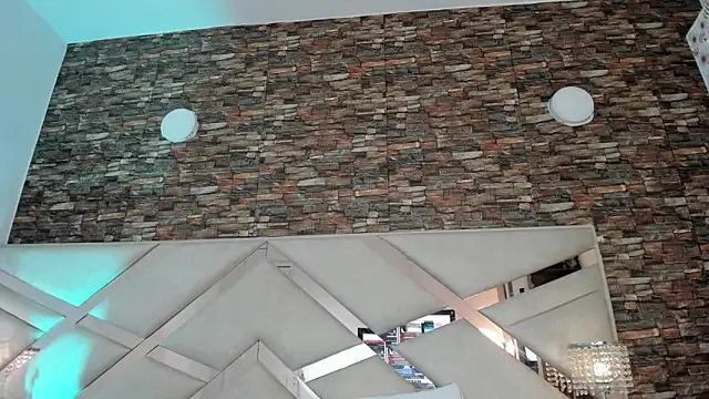 Snapshot of sophie_pariss chatting on 11-28-25, 04:04 sophie pariss online show from 11-28-25, 04:04