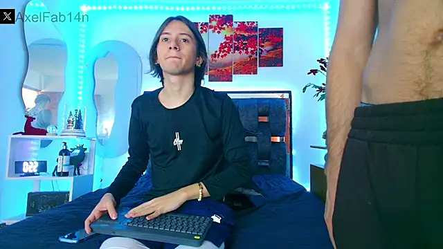 Alex and Fabian online show from 01-07-25, 06:56