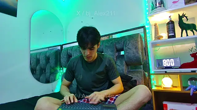 Alex and Fabian online show from 04-01-26, 03:07