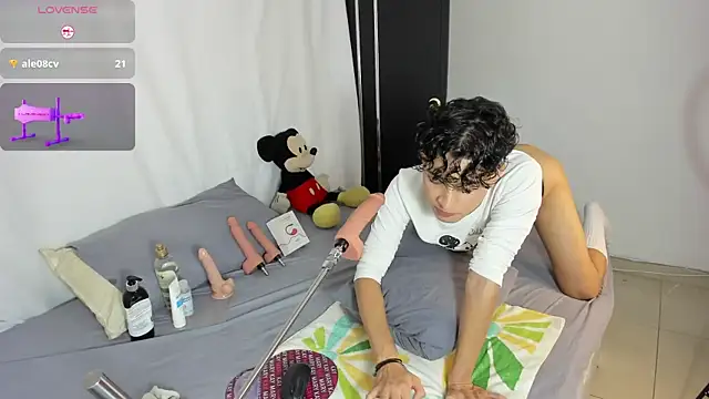 Snapshot of Benjamin_Buster chatting on 02-24-25, 06:27 Benjamin Buster online show from 02-24-25, 06:27