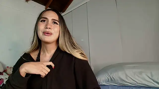 sahara sweet00 online show from 12-18-24, 06:10