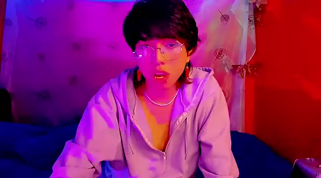 Snapshot of AnggelONfiree chatting on 12-02-24, 07:58 AnggelONfiree online show from 12-02-24, 07:58