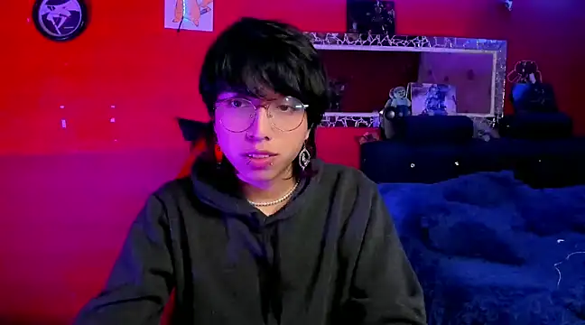 Snapshot of AnggelONfiree chatting on 12-17-24, 10:22 AnggelONfiree online show from 12-17-24, 10:22