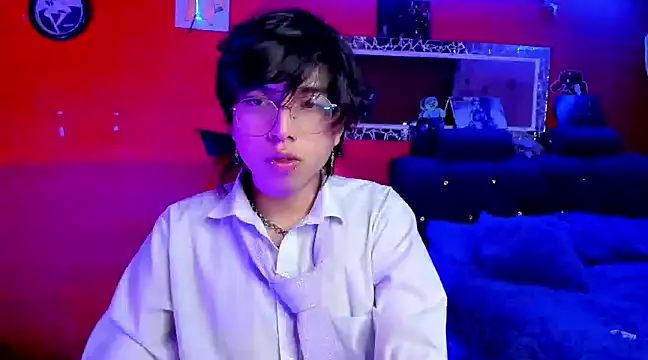 Snapshot of AnggelONfiree chatting on 12-21-24, 06:09 AnggelONfiree online show from 12-21-24, 06:09