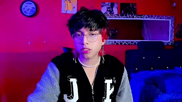 Snapshot of AnggelONfiree chatting on 03-04-25, 05:53 AnggelONfiree online show from 03-04-25, 05:53