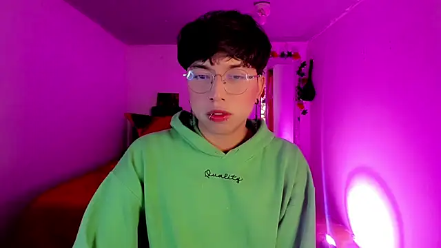 AnggelONfiree online show from 11-11-25, 07:19