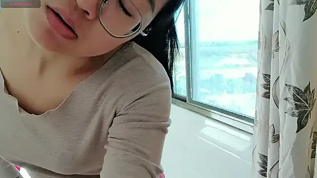 Snapshot of luoxuwen chatting on 12-15-24, 05:13 luoxuwen online show from 12-15-24, 05:13