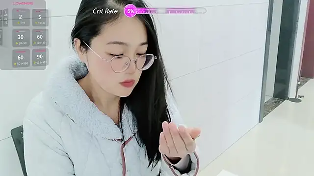 Snapshot of luoxuwen chatting on 12-24-24, 02:43 luoxuwen online show from 12-24-24, 02:43