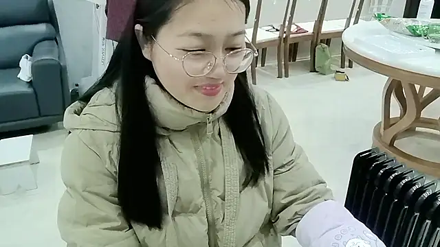 Snapshot of luoxuwen chatting on 02-20-25, 01:25 luoxuwen online show from 02-20-25, 01:25
