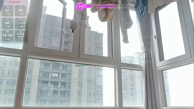 Snapshot of luoxuwen chatting on 10-27-25, 03:21 luoxuwen online show from 10-27-25, 03:21