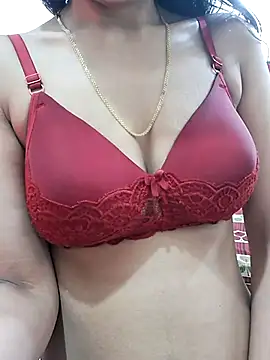 Snapshot of priya_sharma02 chatting on 02-09-25, 11:04 priya sharma02 online show from 02-09-25, 11:04