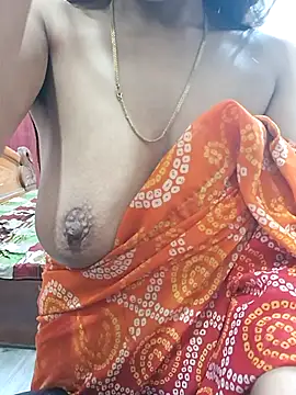 Snapshot of priya_sharma02 chatting on 02-19-25, 01:17 priya sharma02 online show from 02-19-25, 01:17