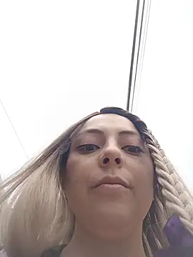 madelaine- online show from 10-24-25, 07:54