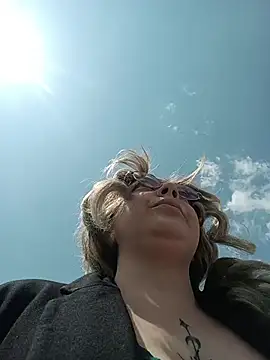 madelaine- online show from 02-27-26, 06:30