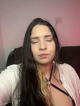 Snapshot of valentina_jonnes1 chatting on 05-10-26, 05:23 valentina jonnes1 online show from 05-10-26, 05:23
