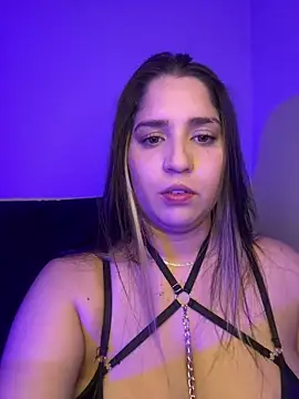 Snapshot of valentina_jonnes1 chatting on 05-17-26, 11:23 valentina jonnes1 online show from 05-17-26, 11:23