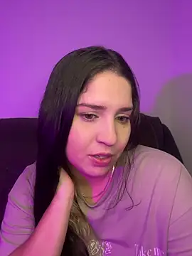 Snapshot of valentina_jonnes1 chatting on 05-20-26, 05:02 valentina jonnes1 online show from 05-20-26, 05:02