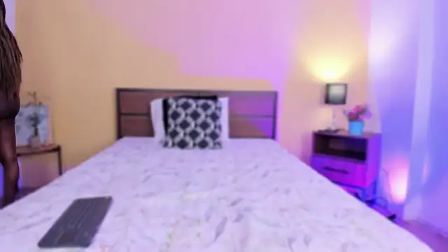 Snapshot of HellenHylls chatting on 12-02-24, 08:55 HellenHylls online show from 12-02-24, 08:55