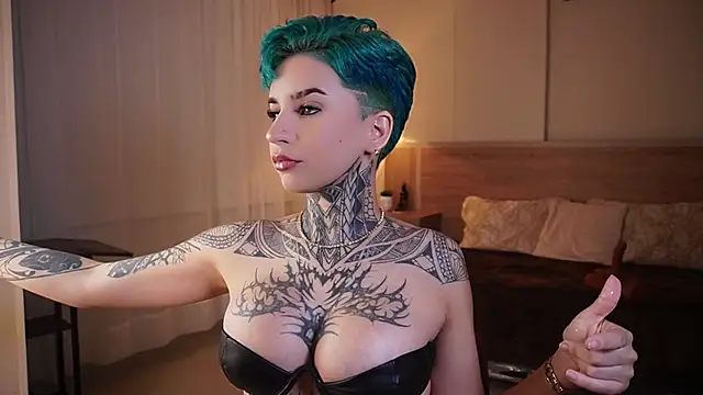 Snapshot of AliceShazaham_ chatting on 03-23-25, 06:26 AliceShazaham online show from 03-23-25, 06:26