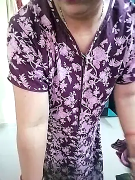 PayalSharmahot143 online show from 10-11-25, 02:22