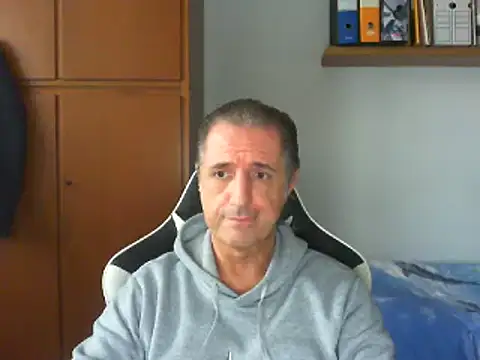 lliuk70mi online show from 01-02-25, 12:46