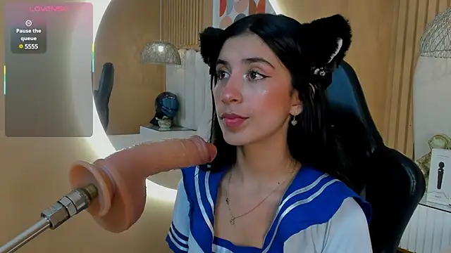 zia cooper online show from 02-16-25, 06:43