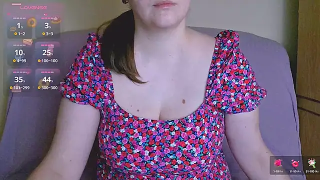 Snapshot of ChubbyMaia chatting on 02-02-25, 10:24 ChubbyMaia online show from 02-02-25, 10:24