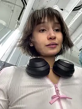 bigbabykiki online show from 02-21-25, 05:13