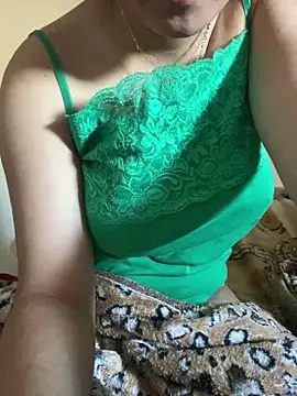 Snapshot of Maha_Ms chatting on 01-21-25, 09:24 Maha Ms online show from 01-21-25, 09:24