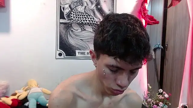 Justyn Ross online show from 12-13-25, 11:54