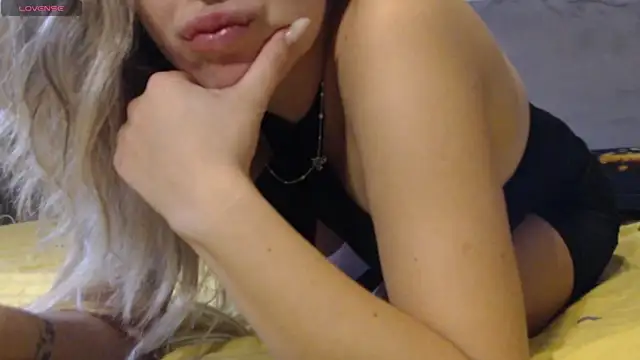 sweetlolly30 online show from 11-06-25, 07:31