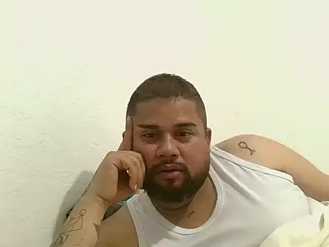 GABRIELGARCIA1313 online show from 01-12-26, 01:00