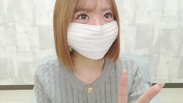 LOVE MOMO LOVE online show from 04-21-26, 11:38