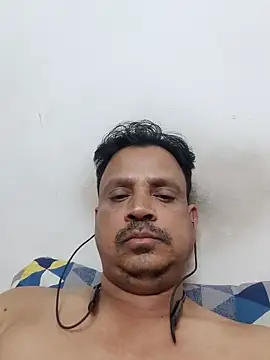 Raj1043 online show from 02-13-25, 06:38