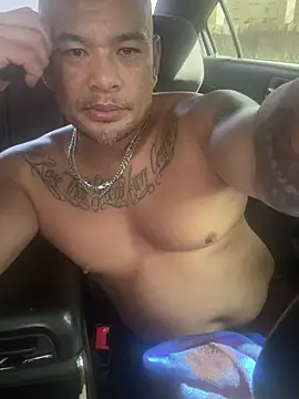 Snapshot of EatMyCake831 chatting on 03-17-25, 09:23 EatMyCake831 online show from 03-17-25, 09:23