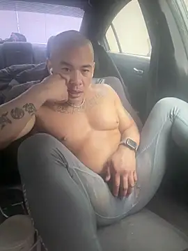 Snapshot of EatMyCake831 chatting on 12-03-25, 07:01 EatMyCake831 online show from 12-03-25, 07:01