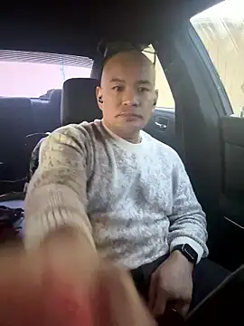 Snapshot of EatMyCake831 chatting on 01-10-26, 05:04 EatMyCake831 online show from 01-10-26, 05:04