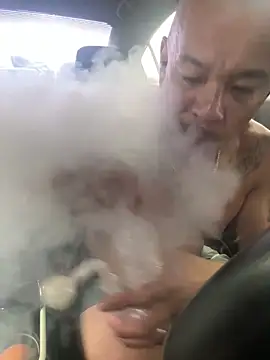 Snapshot of EatMyCake831 chatting on 02-14-26, 08:05 EatMyCake831 online show from 02-14-26, 08:05