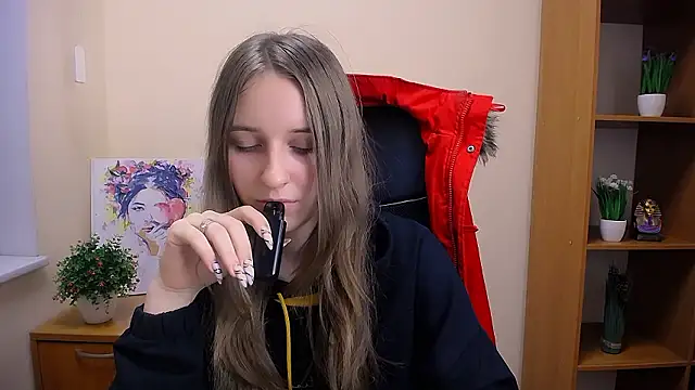  Nicole new online show from 12-03-24, 09:33