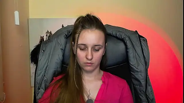  Nicole new online show from 02-19-25, 04:22