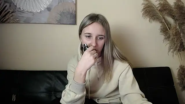  Nicole new online show from 11-09-25, 04:05