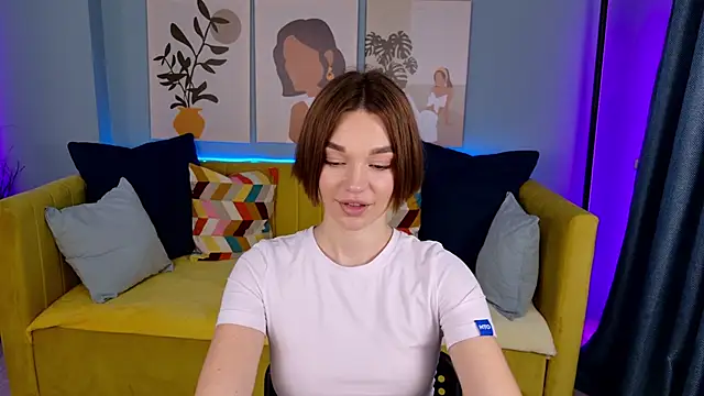 Snapshot of DanaLoved chatting on 01-12-25, 07:10 DanaLoved online show from 01-12-25, 07:10